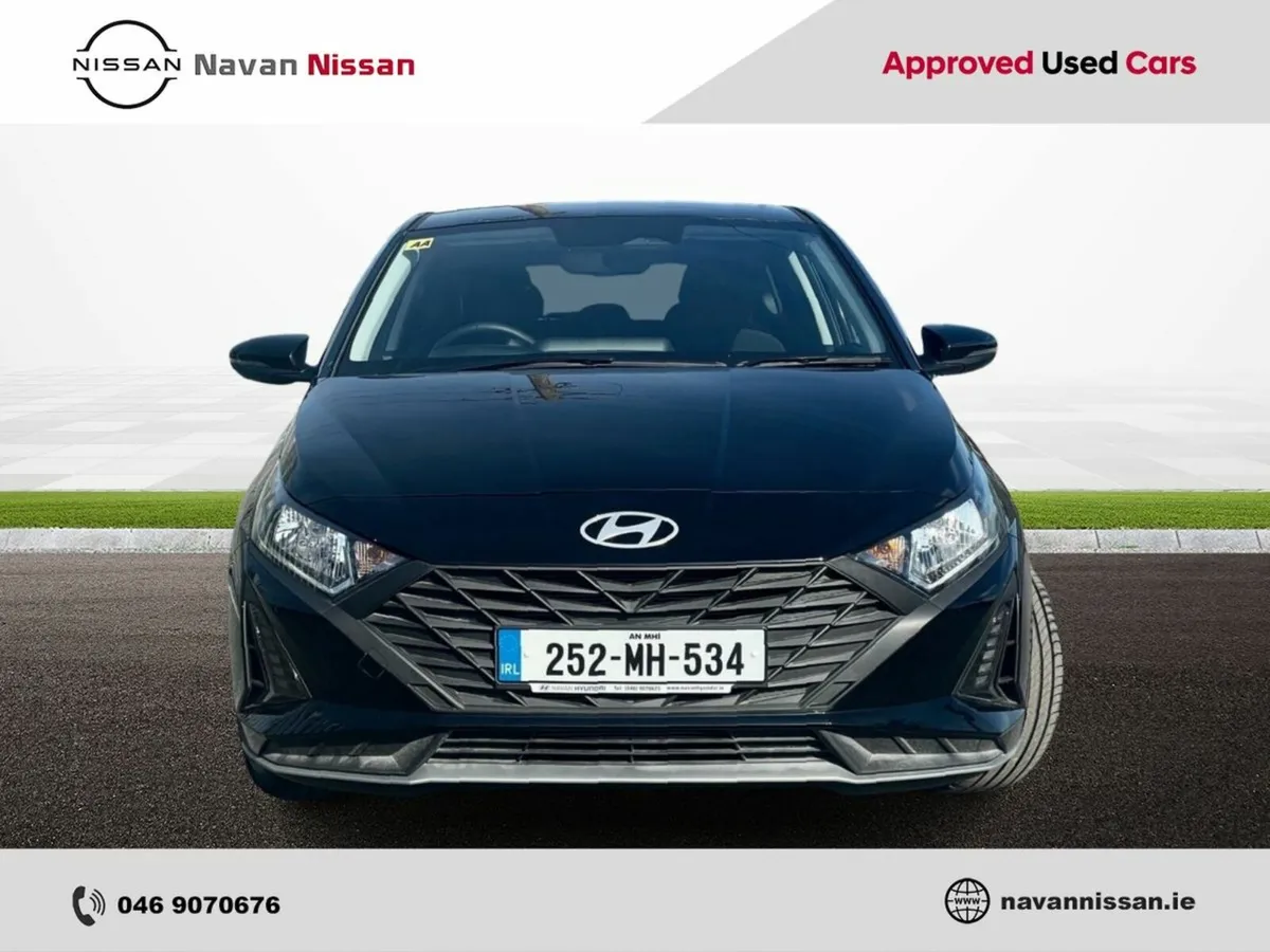 Hyundai i20 Deluxe Plus - Image 2