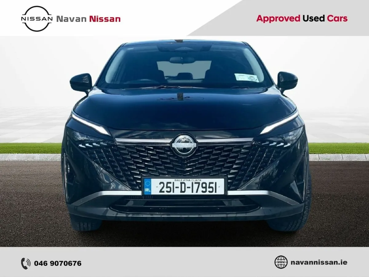 Nissan Qashqai 1.3 PET MILD HYBRID SV *PRICE DROP* - Image 2