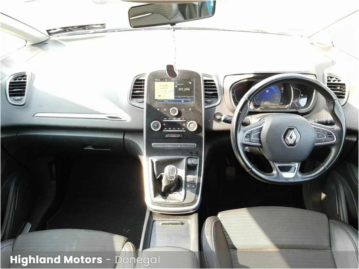 Renault Grand Scenic 1.5 dCi 110 DYNAMIQUE NAV ** - Image 2