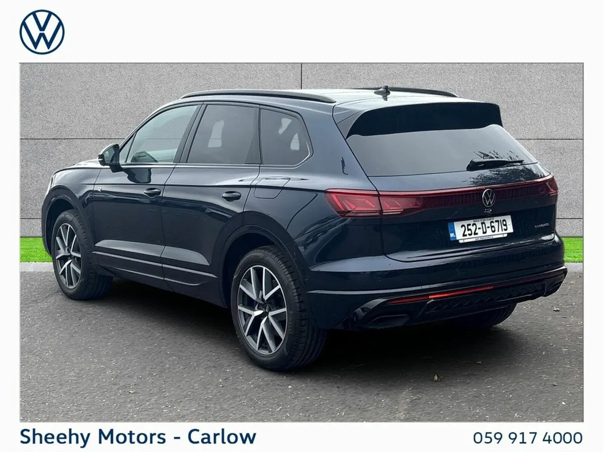 Volkswagen Touareg 3.0TSI R PHEV 462HP - Image 3