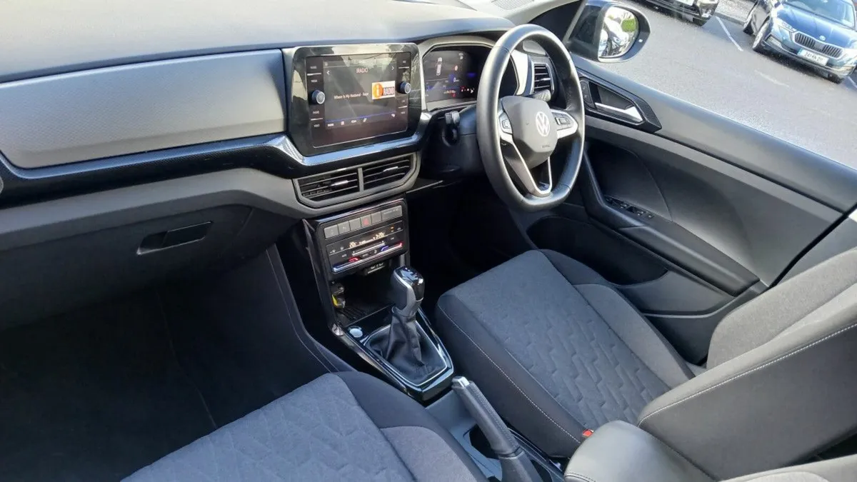 Volkswagen T-Cross Edition 75 1.0 TSI 116HP **AUTO - Image 3