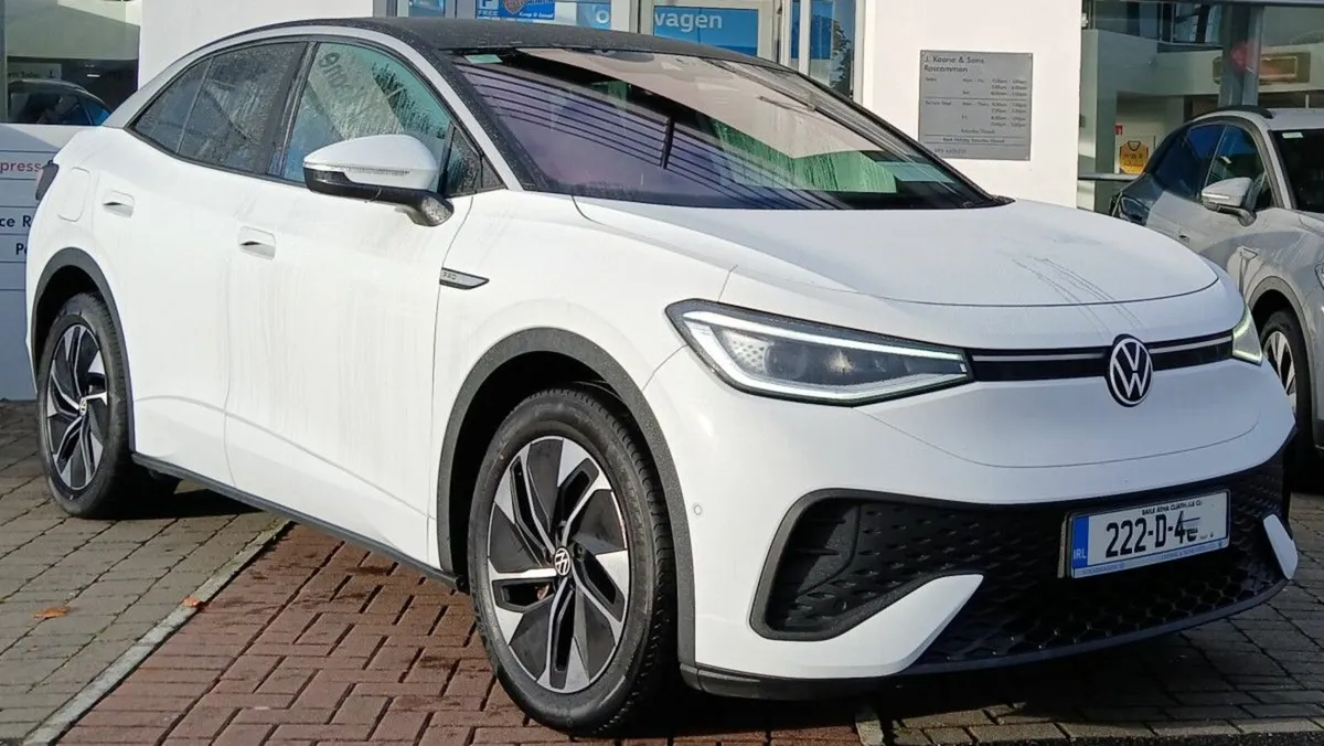 Volkswagen ID.5 BUSINESS 77kWh 174HP **REAR VIEW C - Image 1