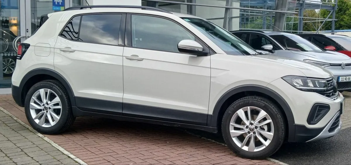 Volkswagen T-Cross Edition 75 1.0 TSI M5F 95HP **B - Image 2