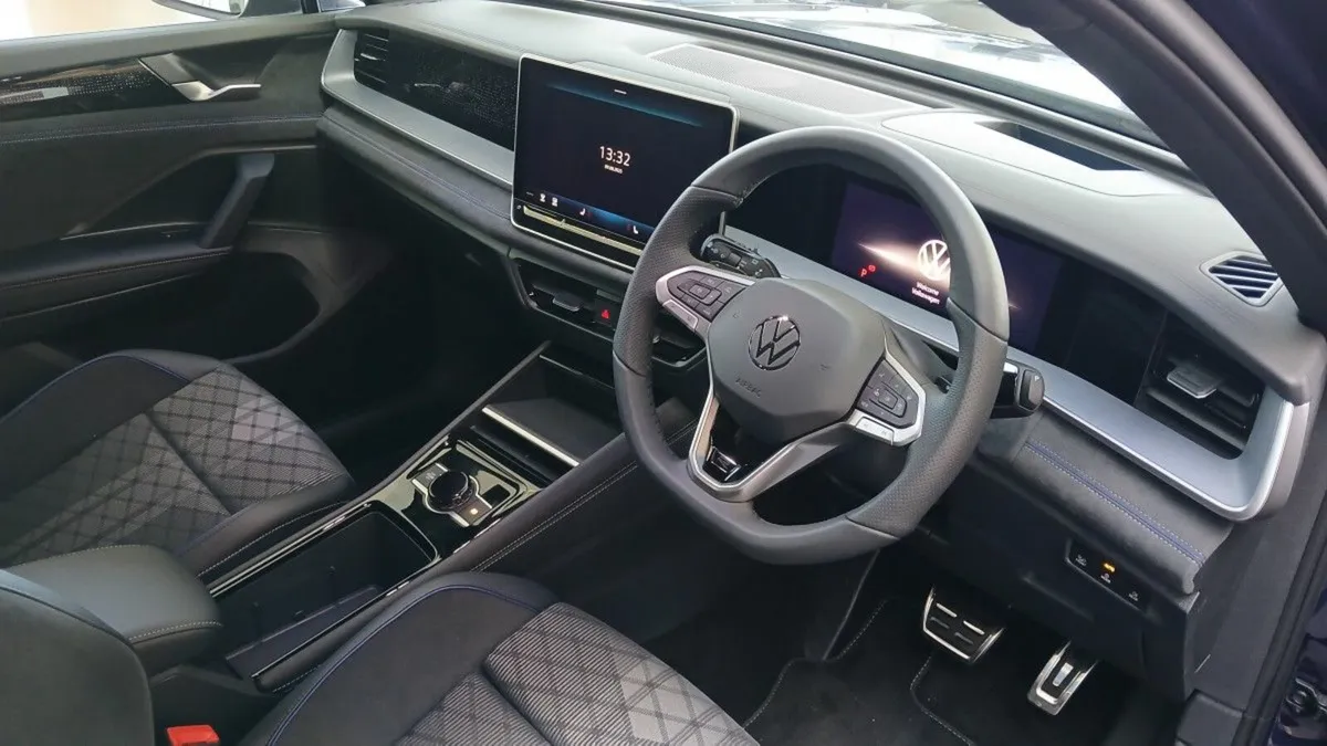 Volkswagen Tayron R-Line Editon 75 2.0 TDI 150HP * - Image 3