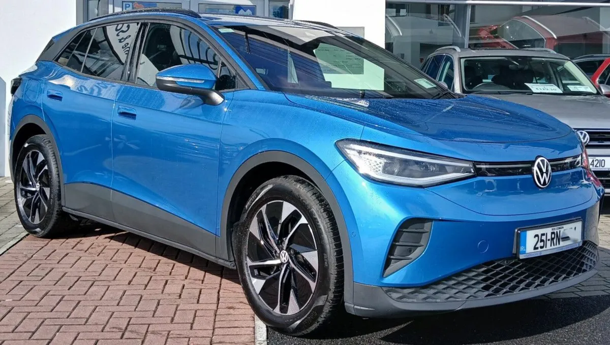 Volkswagen ID.4 PRO PLUS 77KWH 286HP **PARK ASSIST - Image 1