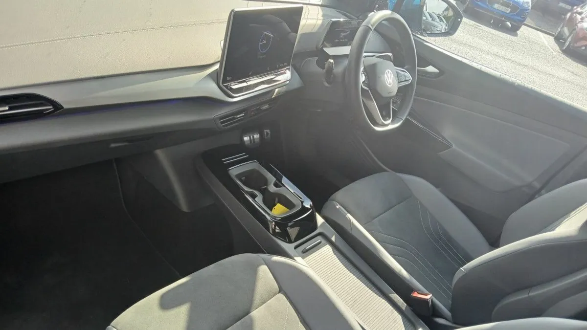Volkswagen ID.4 PRO PLUS 77KWH 286HP **PARK ASSIST - Image 3