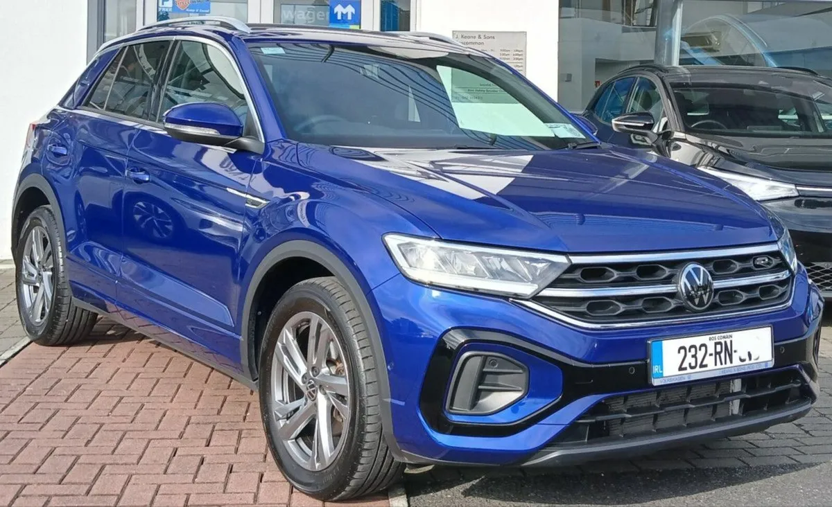 Volkswagen T-Roc R-Line 1.5 TSI 150HP **AUTOMATIC, - Image 1