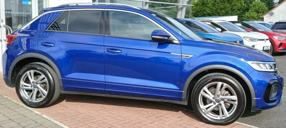 Volkswagen T-Roc R-Line 1.5 TSI 150HP **AUTOMATIC, - Image 2
