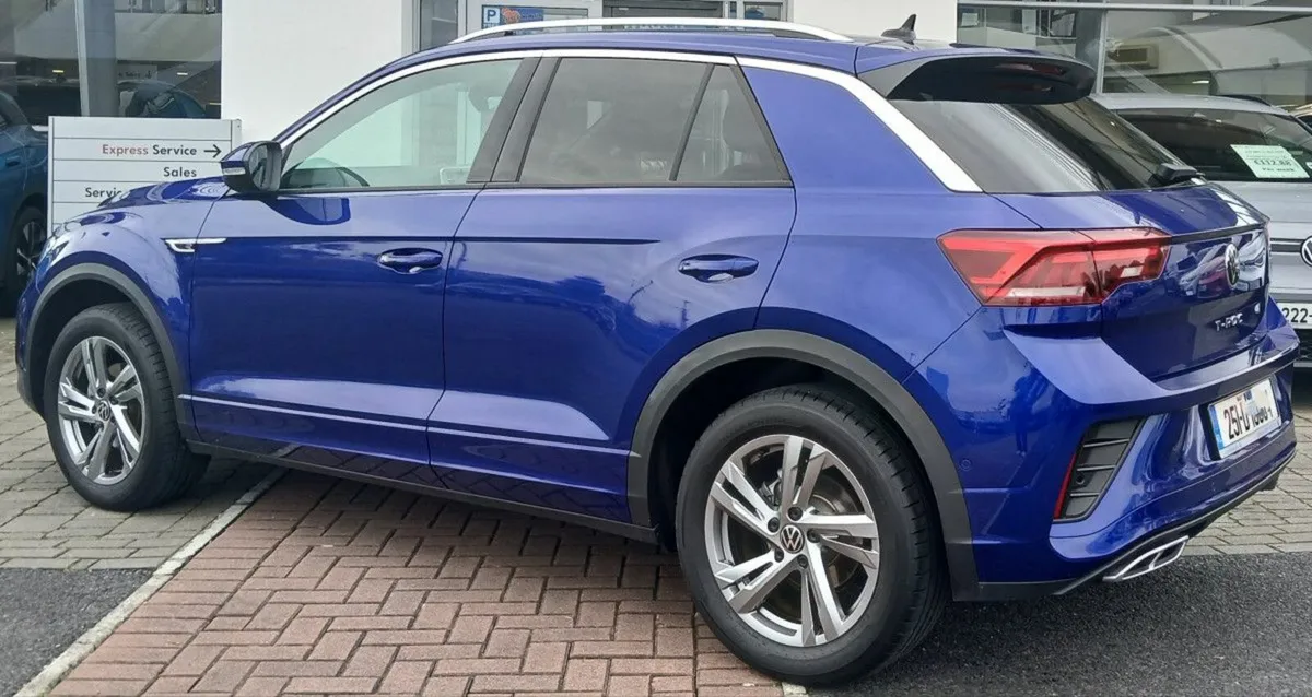 Volkswagen T-Roc R-Line 75 1.0 TSI  116HP **REAR V - Image 4