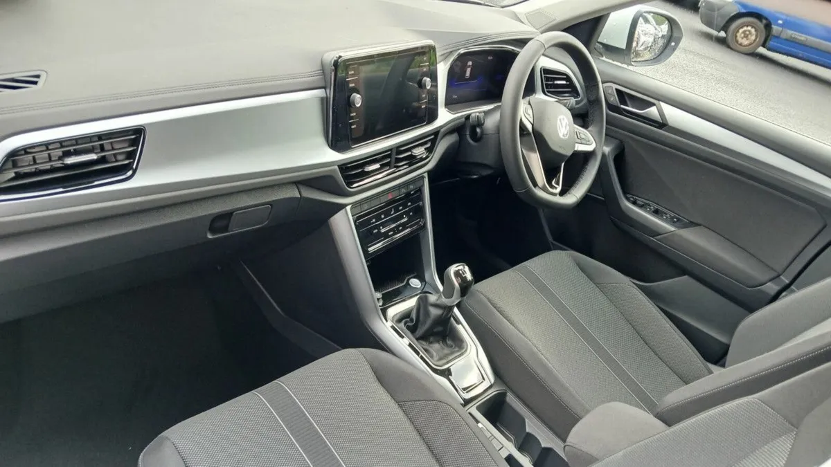 Volkswagen T-Roc 2.0 TDI 116 BHP **PRICE INCLU VAT - Image 3