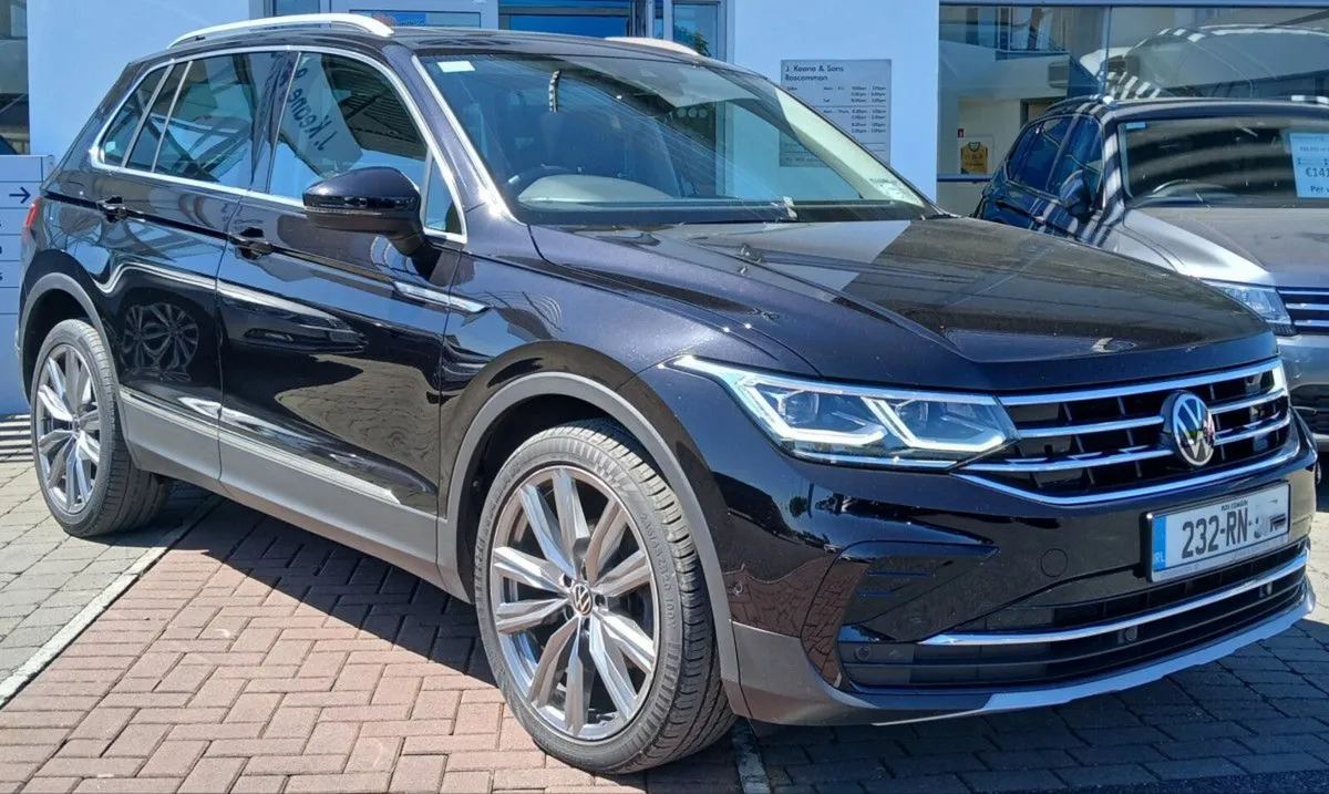 Volkswagen Tiguan Elegance 2.0 TDI 150HP **REAR VI - Image 1