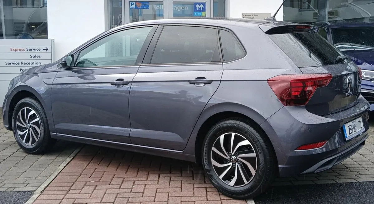Volkswagen Polo Edition 75 1.0TSI 95HP **REAR VIEW - Image 4