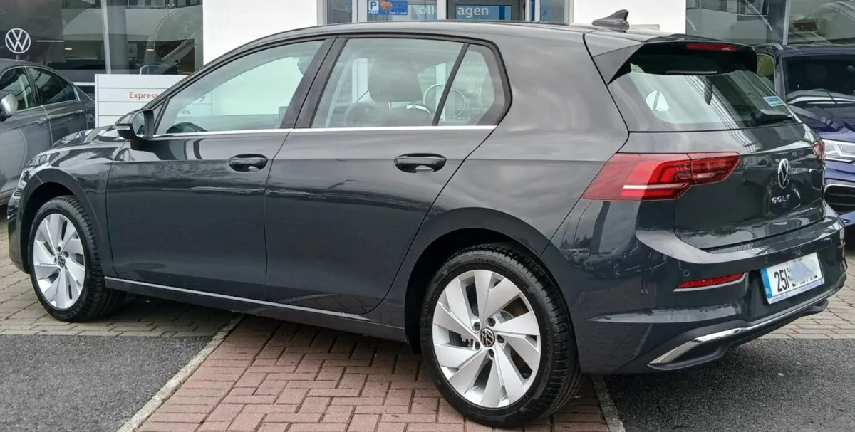 Volkswagen Golf Style 1.5 TSI 150 BHP **REAR VIEW - Image 4