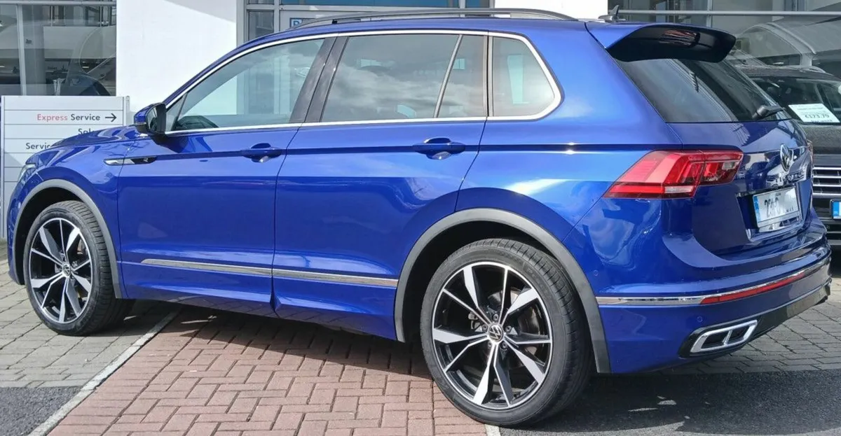 Volkswagen Tiguan R-Line 2.0 TDI 150HP **AUTOMATIC - Image 4