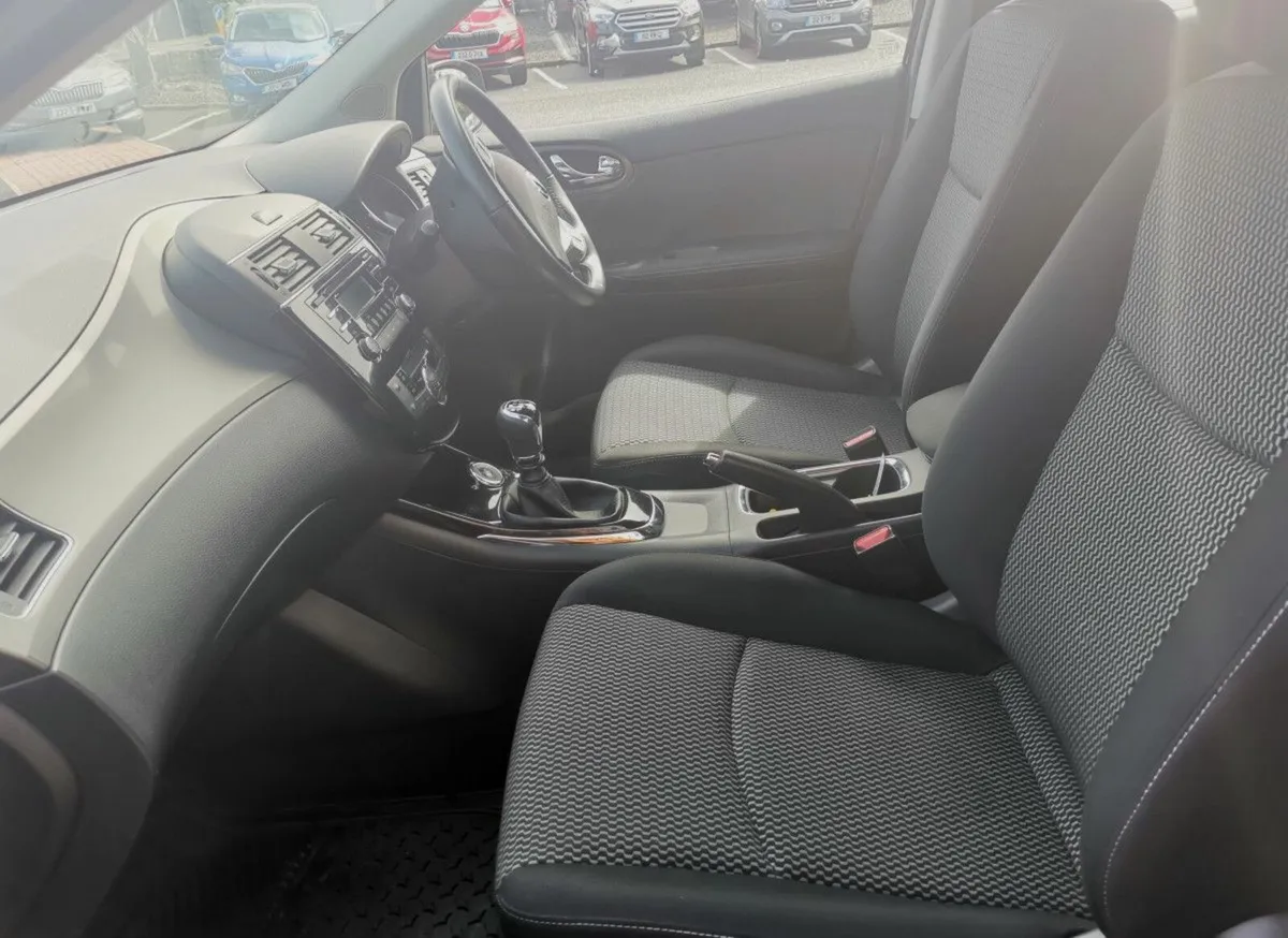 Nissan Pulsar 1.2 SV  **PARKING SENSORS, BLUETOOTH - Image 3