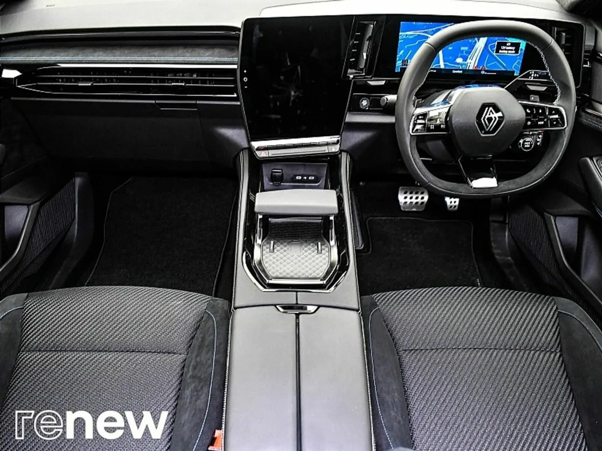 Renault Austral Techno esprit Alpine E-Tech 200 Au - Image 3