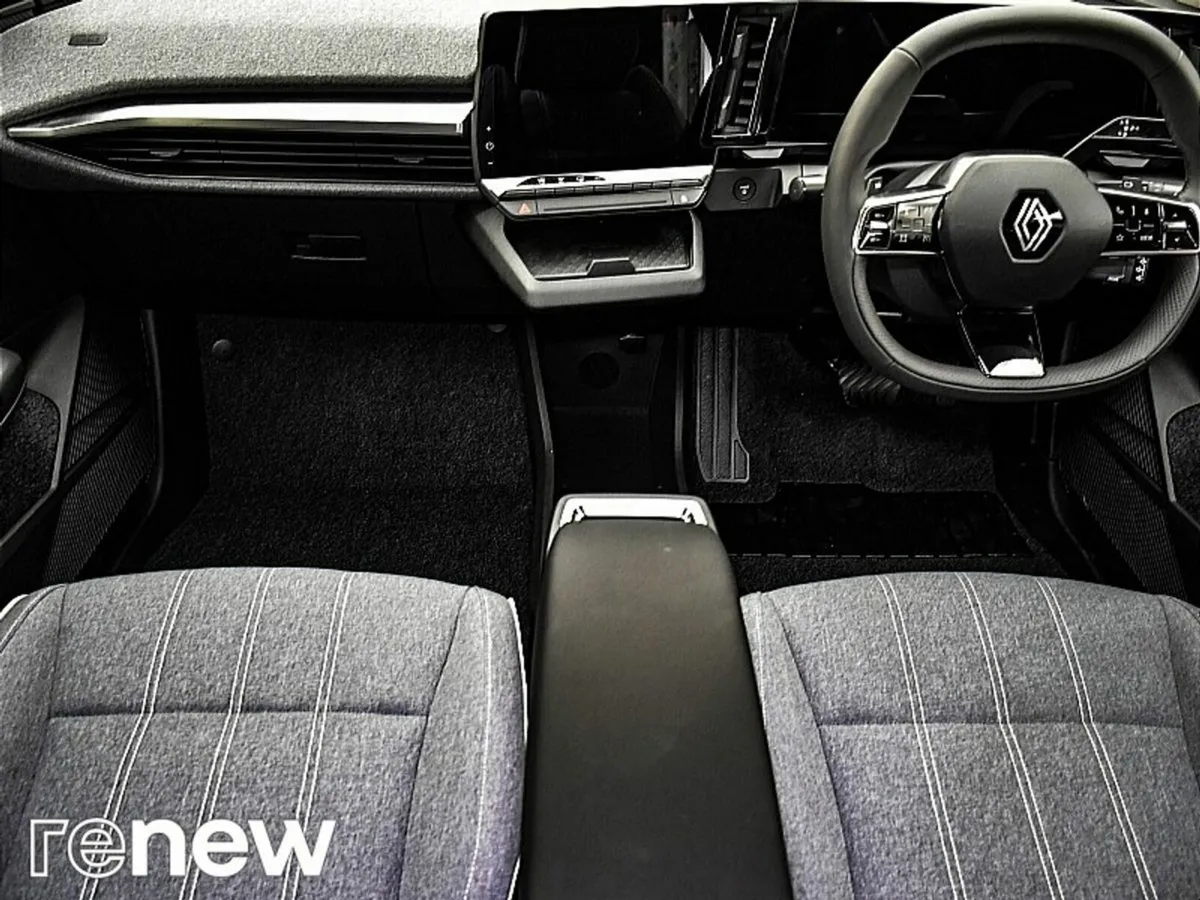Renault Megane E-Tech EV60 220hp Techno - Image 2