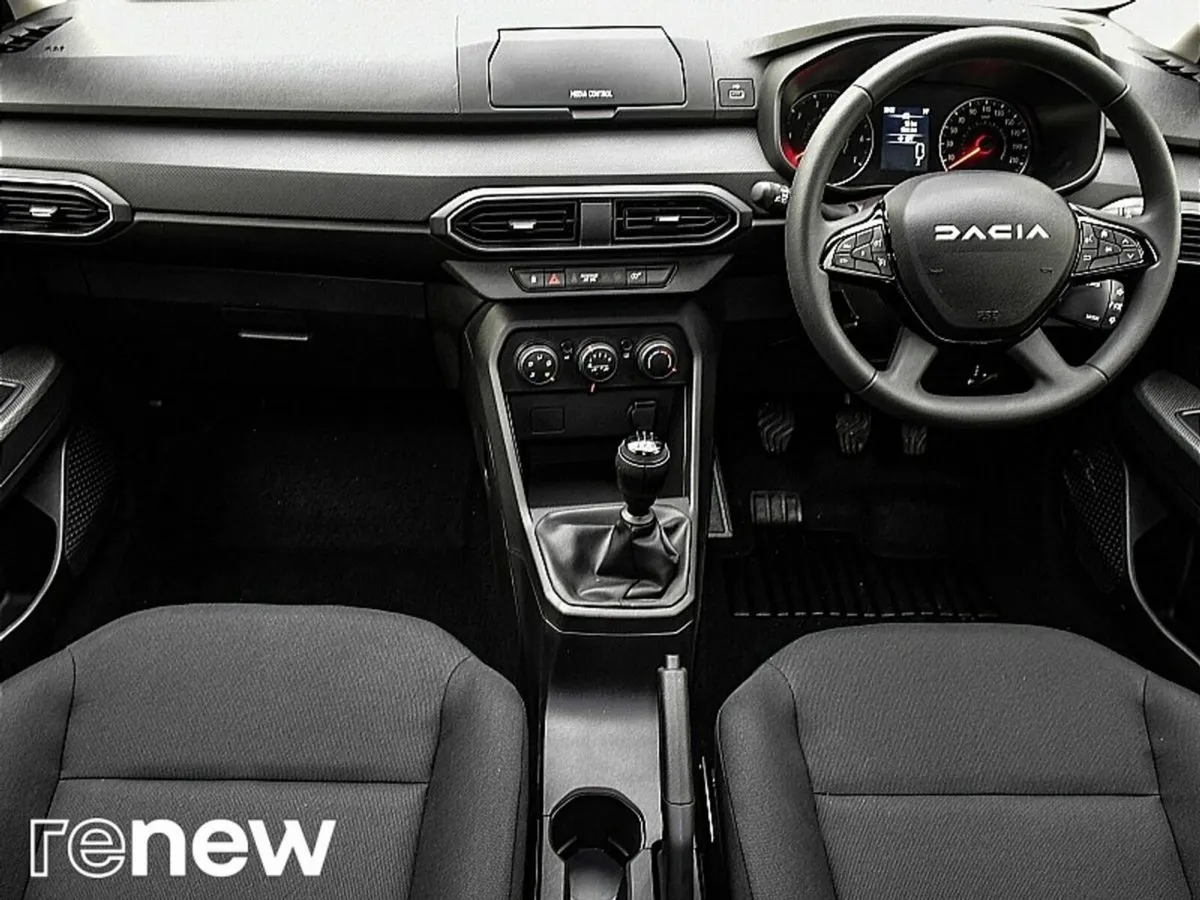 Dacia Sandero TCe 90 Essential - Image 2