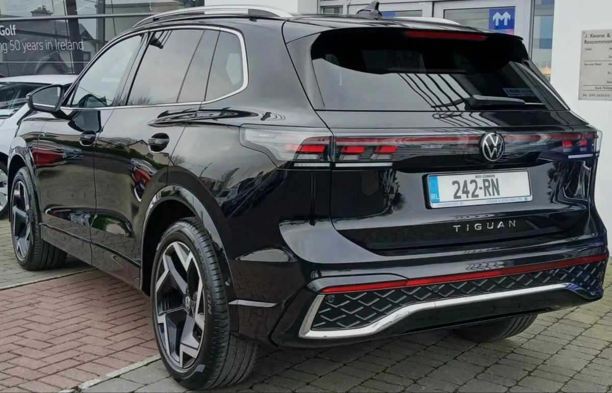 Volkswagen Tiguan R-Line 2.0 TDI 150HP  DSG **AUTO - Image 4
