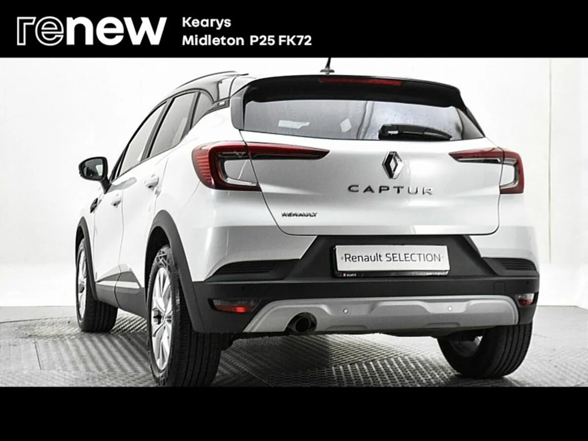 Renault Captur dCi 95 Iconic - Image 3