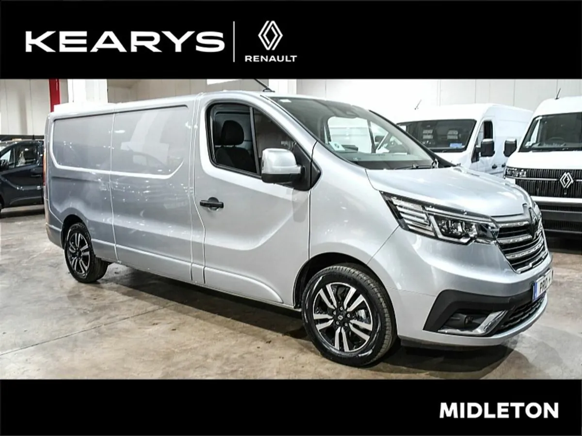 Renault Trafic LL30 Blue dCi 170 BVA9 Auto Extra S - Image 1