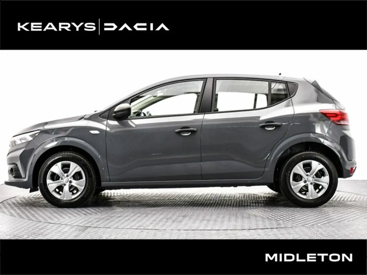 Dacia Sandero Essential TCe 90 5Sp GSR2 - Image 4
