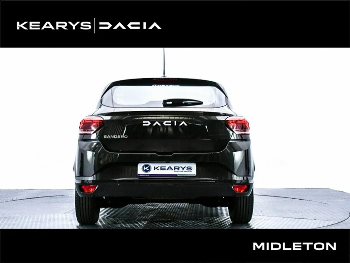 Dacia Sandero Essential TCe 90 5Sp GSR2 - Image 3