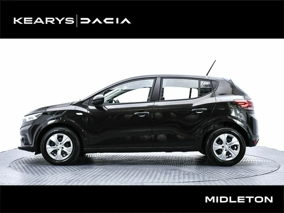 Dacia Sandero Essential TCe 90 5Sp GSR2 - Image 4