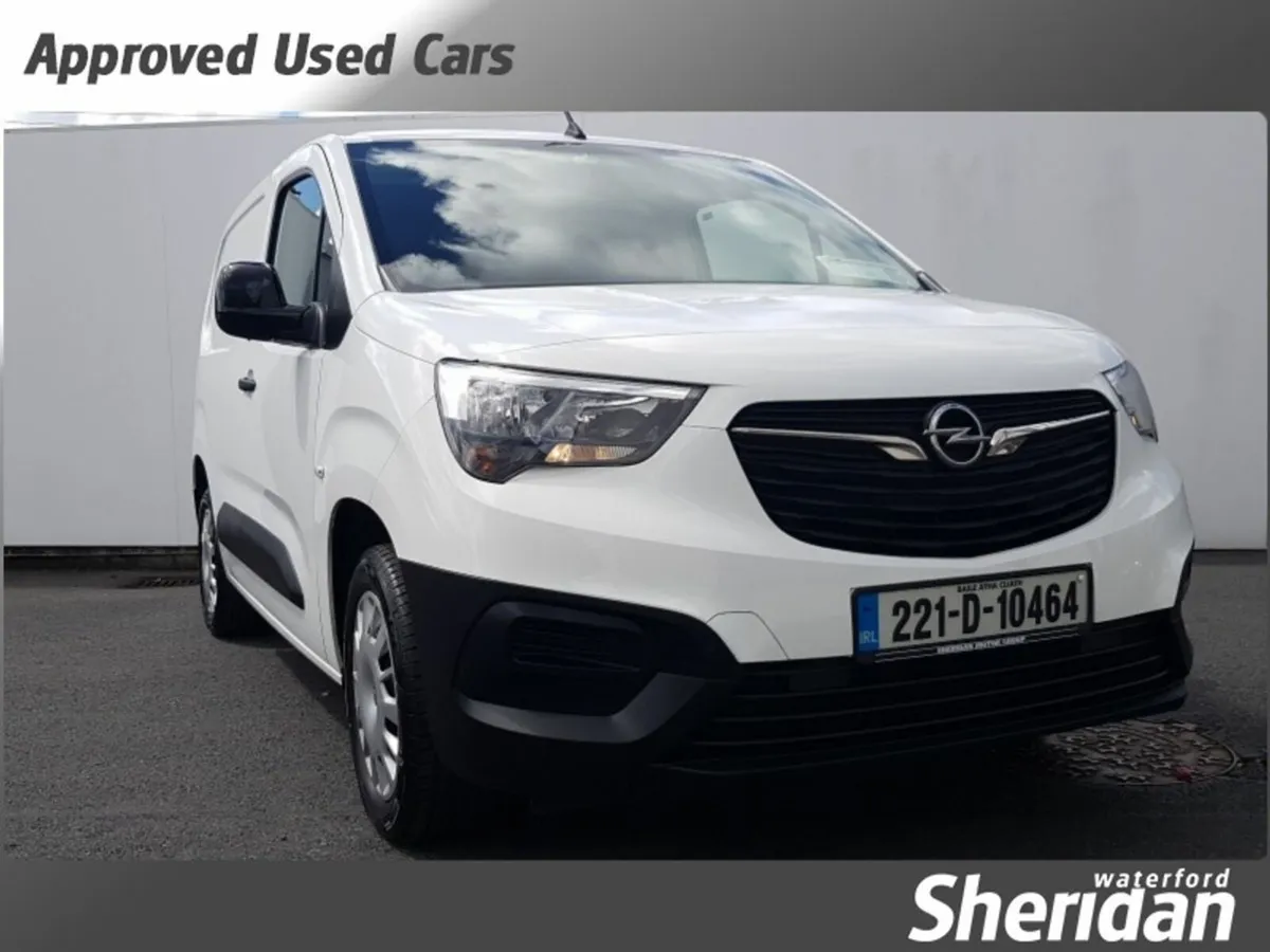 Opel Combo MY22-L1H1 1.5 100PS DSL 6SP - Image 1