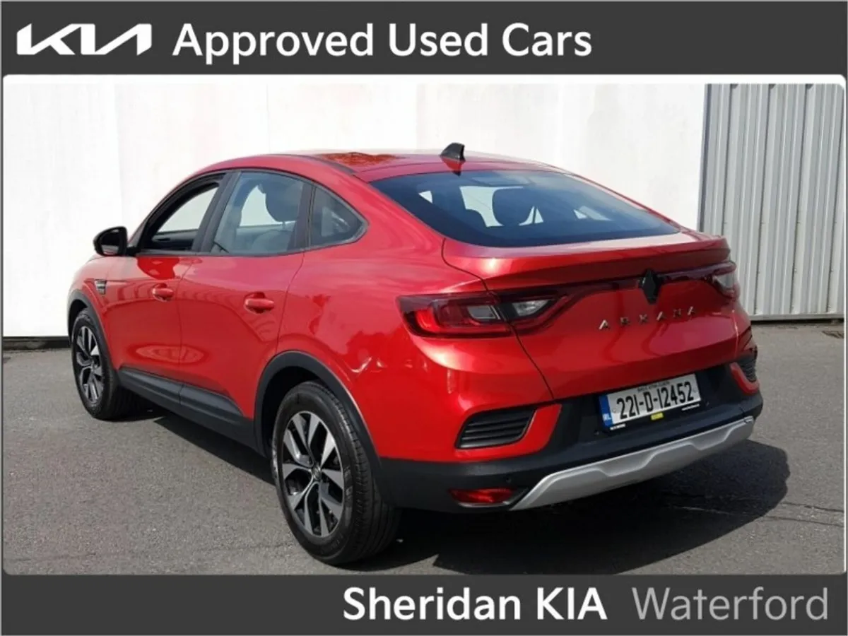 Renault Arkana ICONIC E-TECH HYBRID 145 AUTO - Image 3