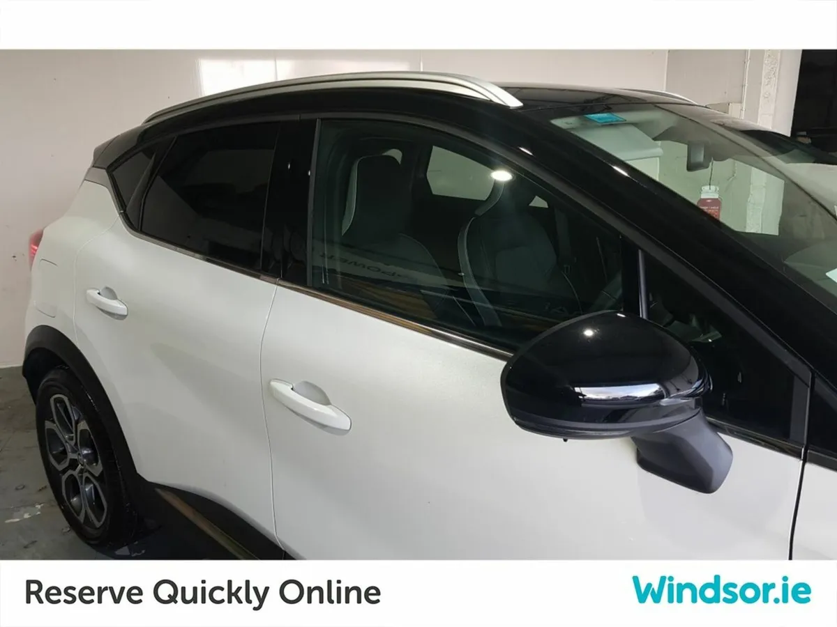 Renault Captur TCe 90 Techno  *** Price is Net of - Image 4