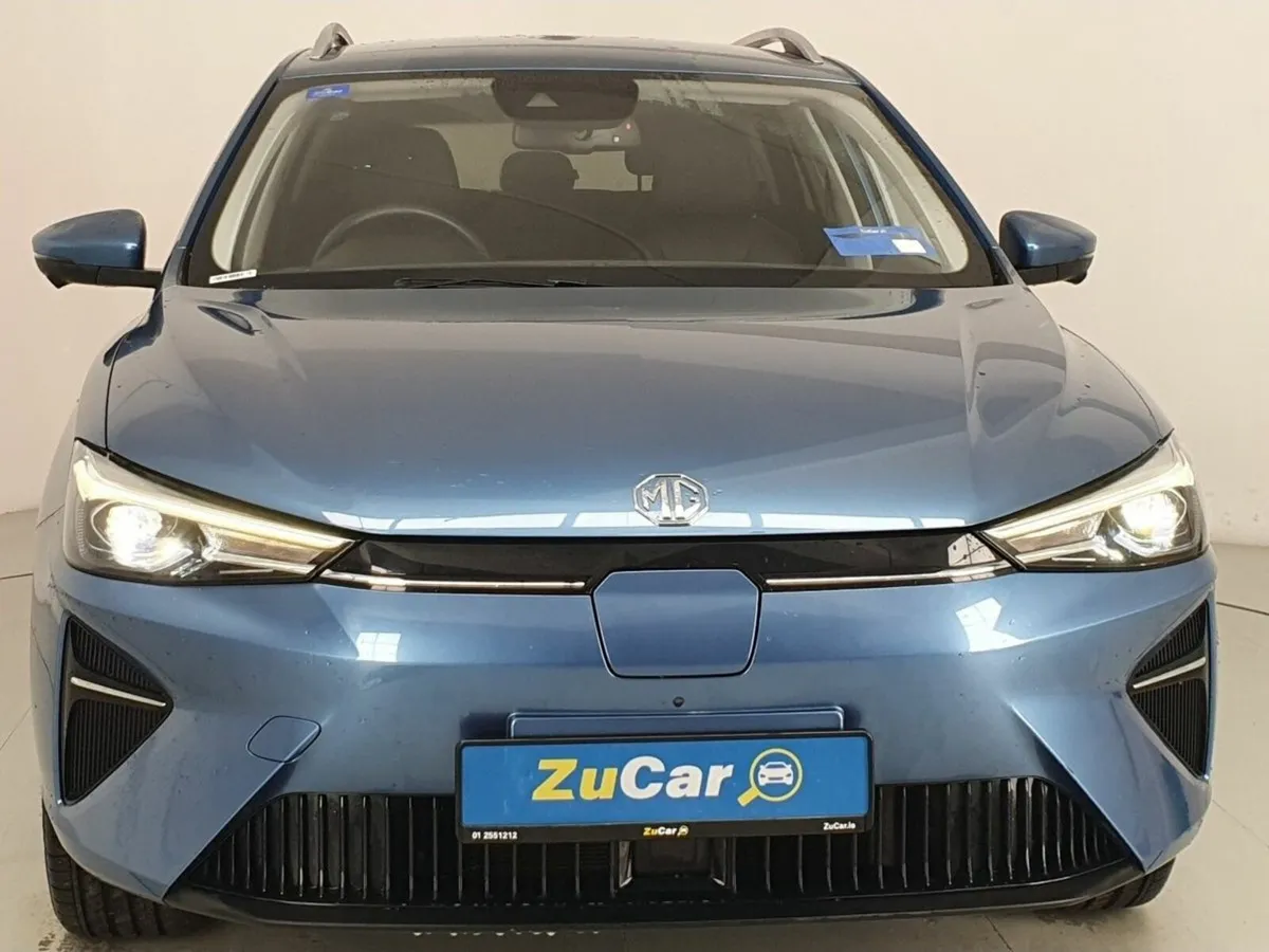 MG MG5 Trophy  156 Electric 61.1 kWh Auto - Image 2