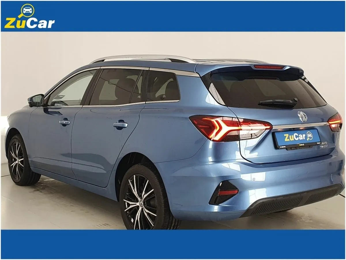 MG MG5 Trophy  156 Electric 61.1 kWh Auto - Image 3