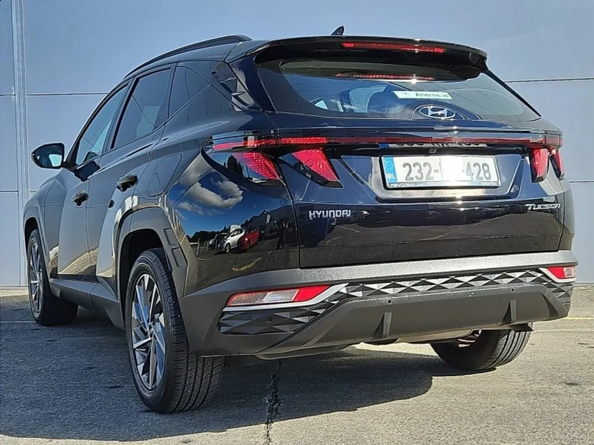 Hyundai Tucson 2WD Executive - Image 4
