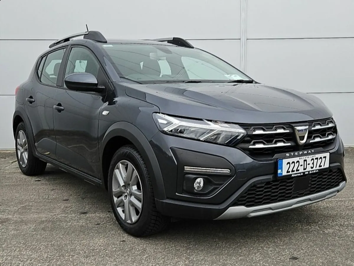 Dacia Sandero Stepway TCe 90 STEPWAY Comfort - Image 1