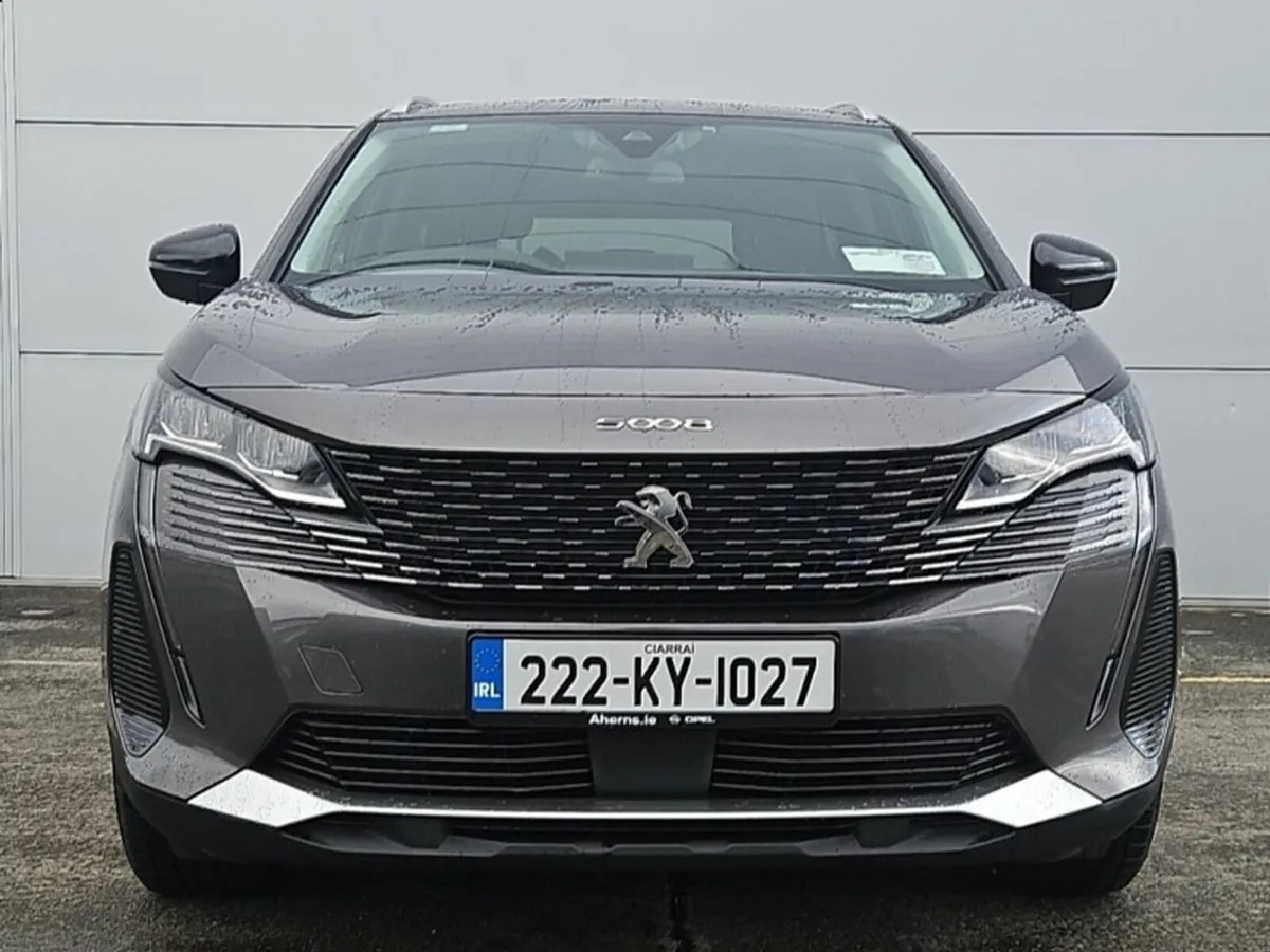 Peugeot 5008 1.5 BlueHDi 130bhp Allure - Image 2