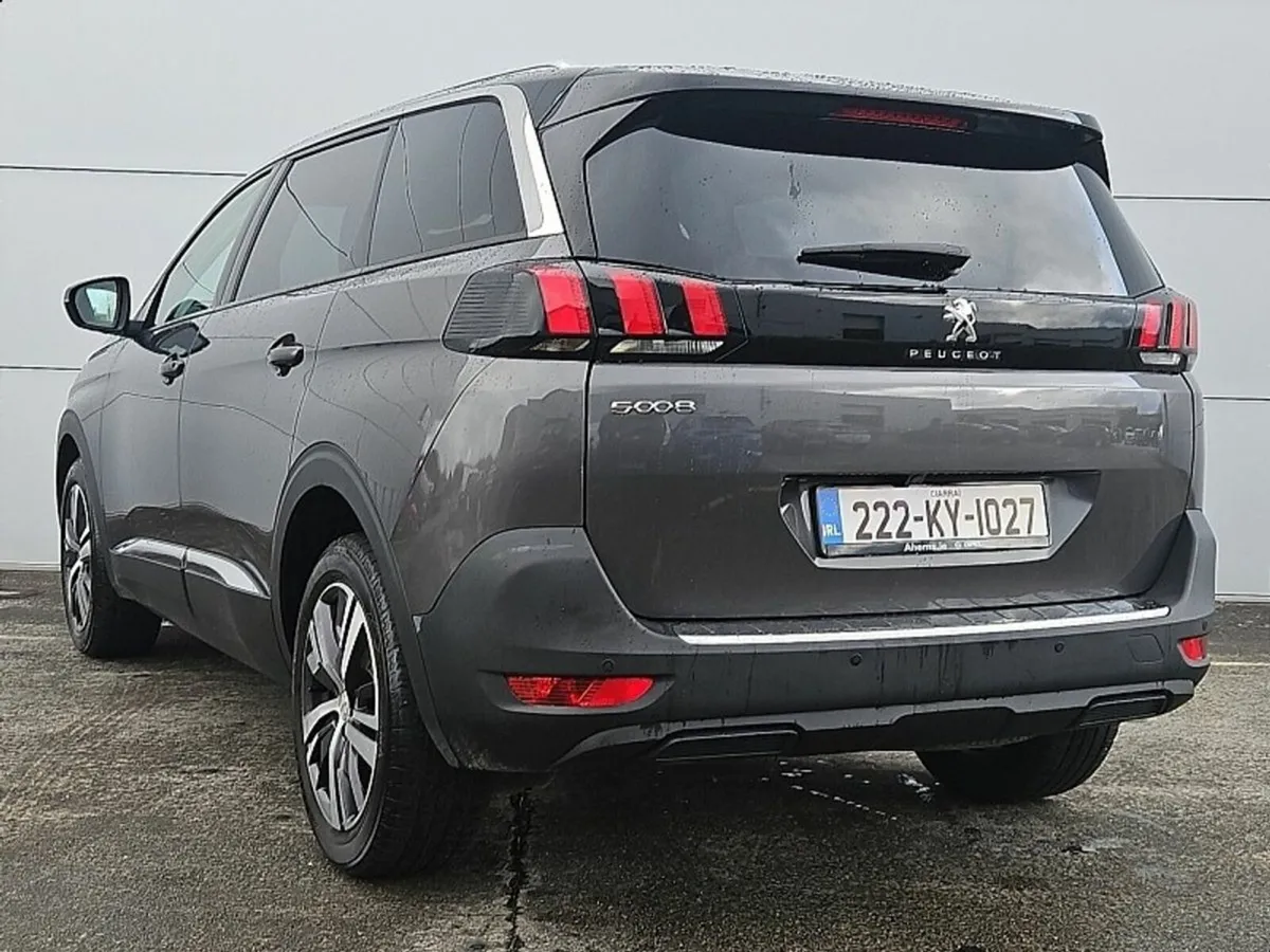 Peugeot 5008 1.5 BlueHDi 130bhp Allure - Image 3