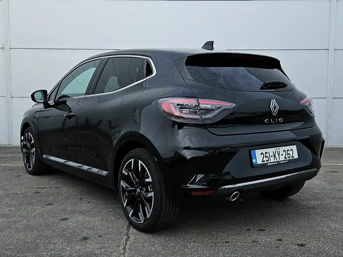 Renault Clio 1.0 L Techno - Image 3