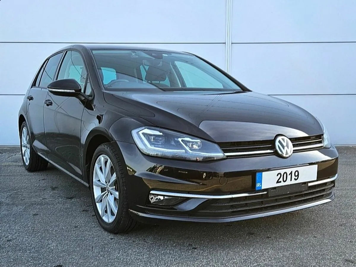 Volkswagen Golf Comfortline 1.2 Tsi Automatic - Image 1