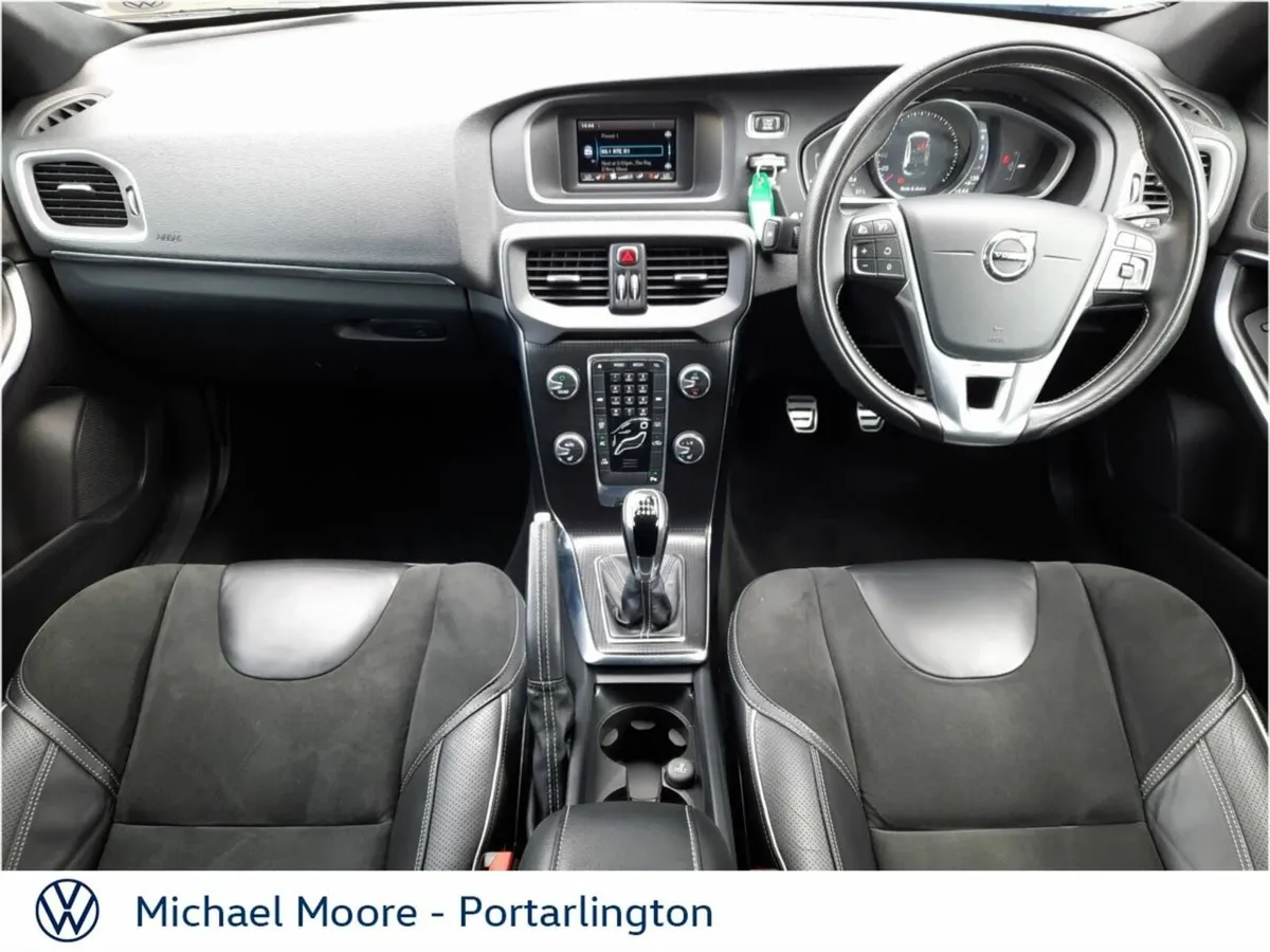 Volvo V40 D2 (120hp) R-Design - Image 2