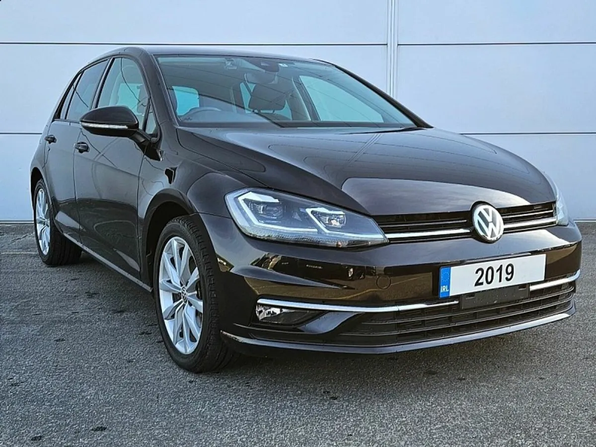 Volkswagen Golf Comfortline 1.2Tsi Automatic - Image 1