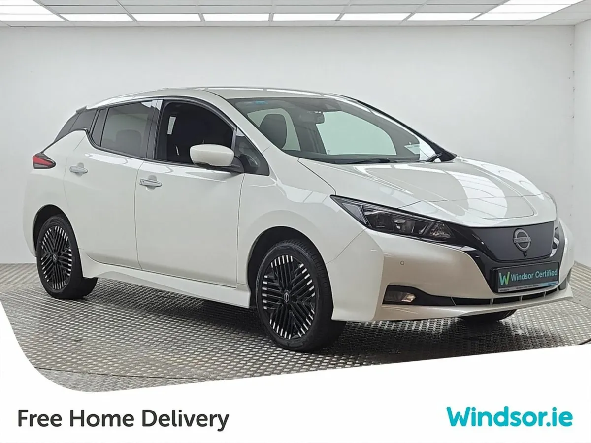 Nissan Leaf Leaf SV Premium 62 kWh**Big Battery** - Image 1