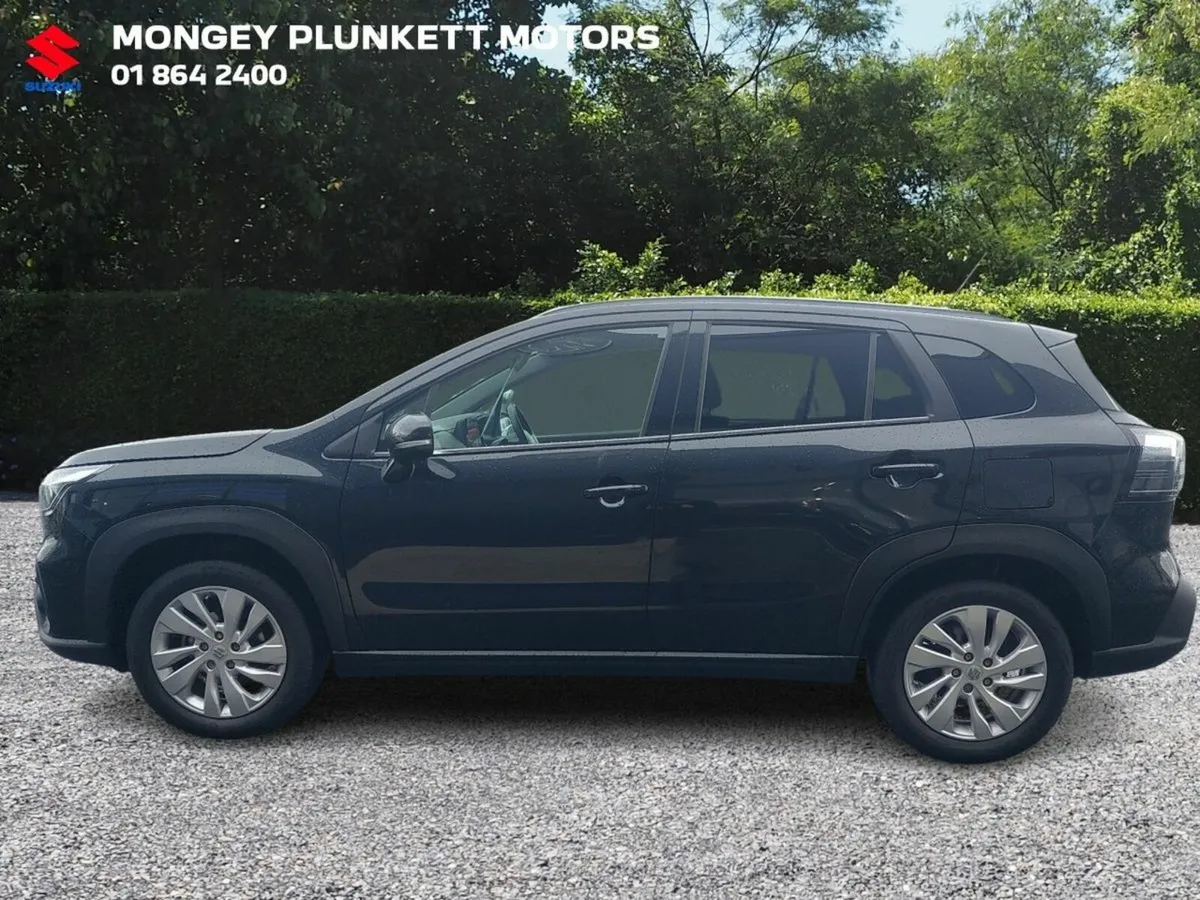 Suzuki S-CROSS MOTION Hybrid - Image 4