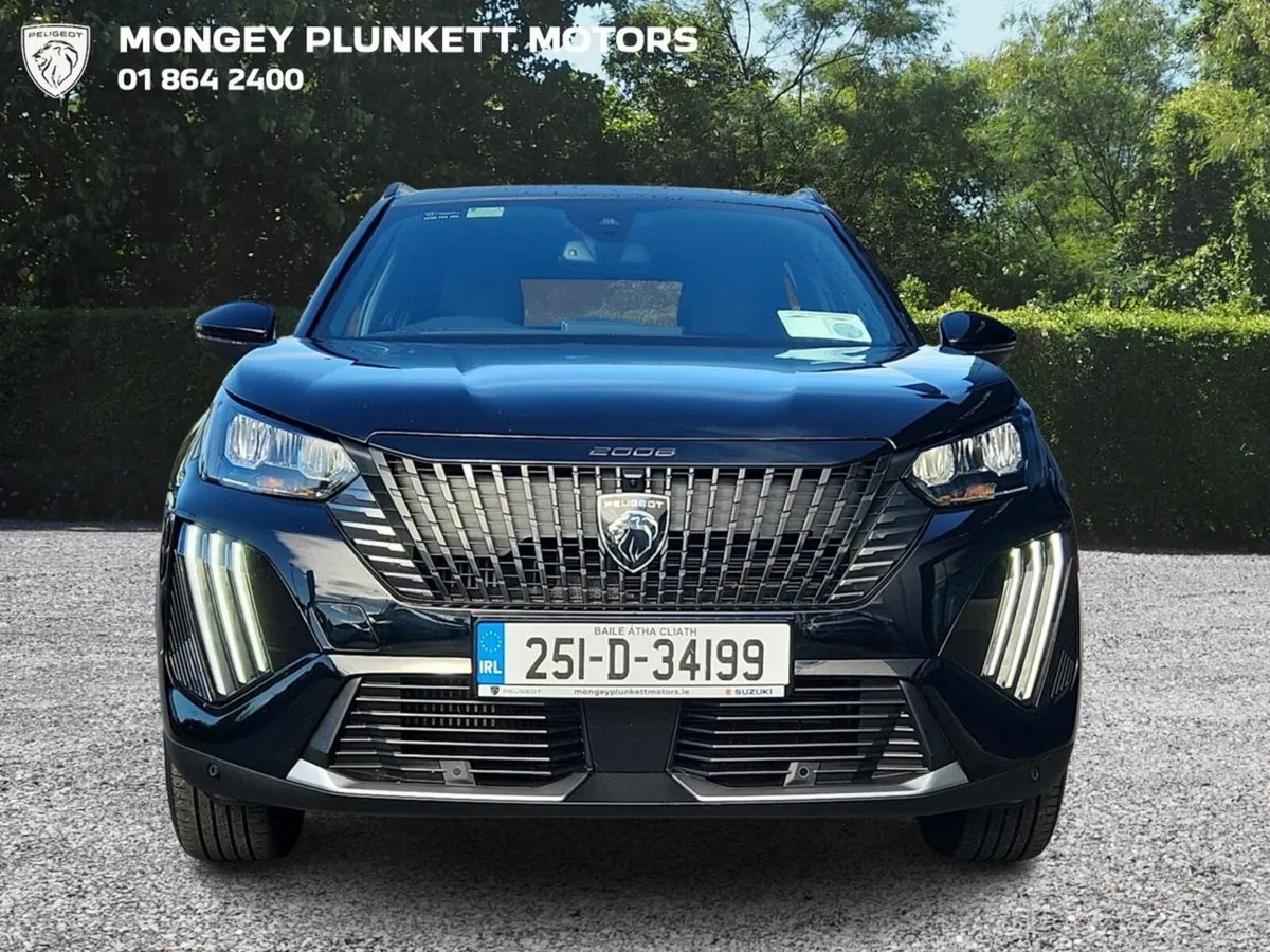 Peugeot 2008 1.2 MHEV Puretech 136bhp Allure - Image 2