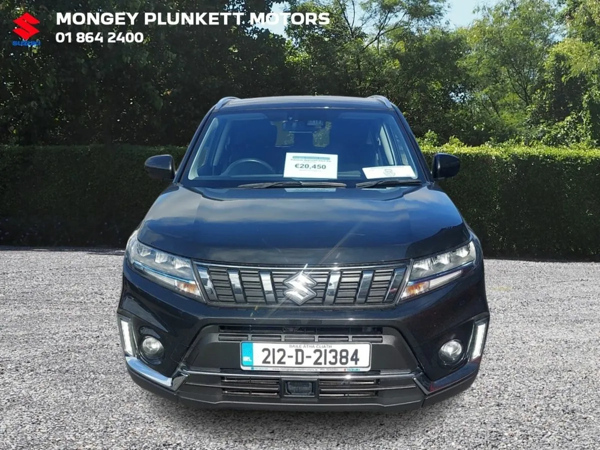Suzuki Vitara SZT 1.4 Hybrid - Image 2
