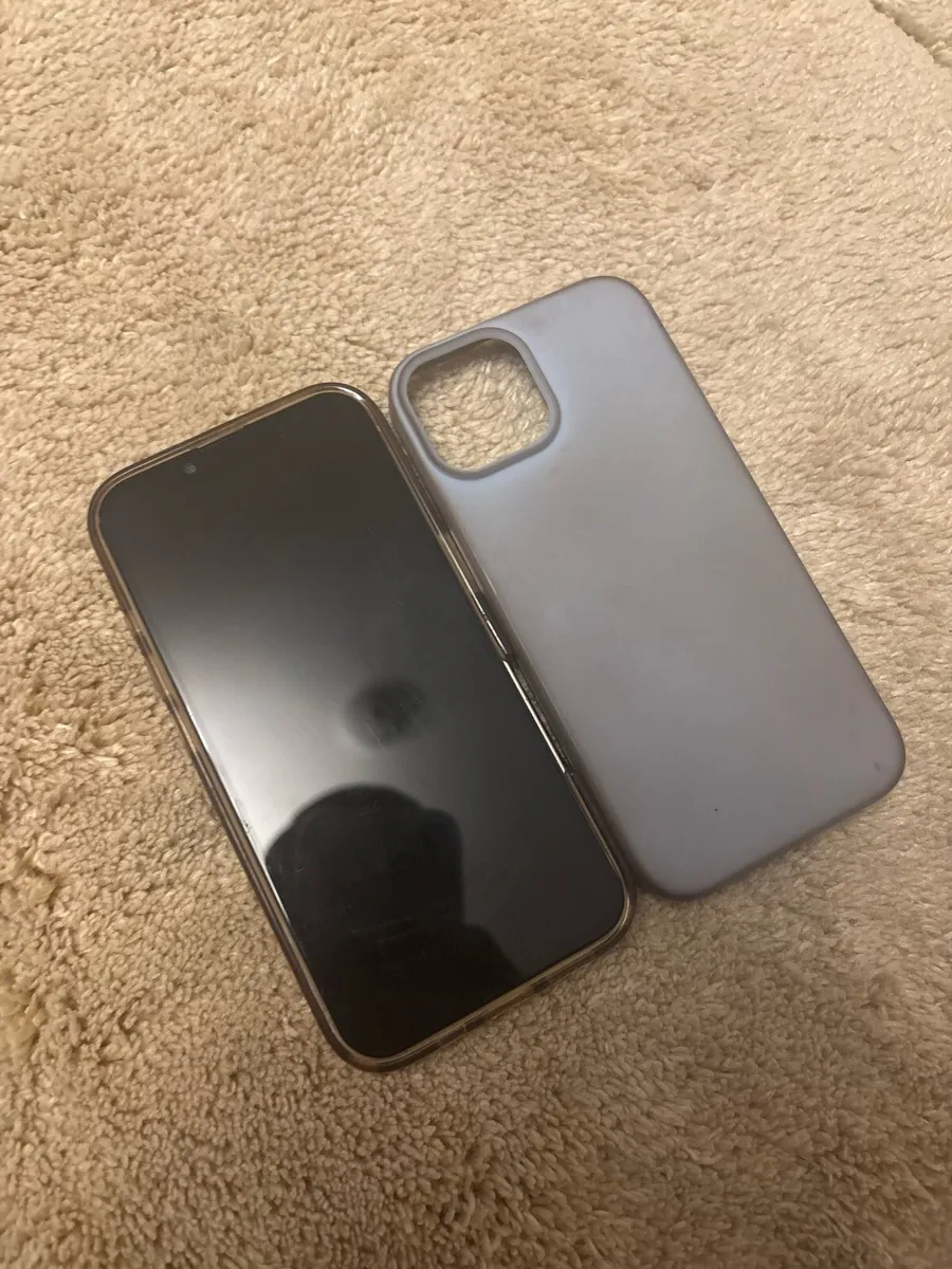 iPhone 13 pink sim free 128GB - Image 2