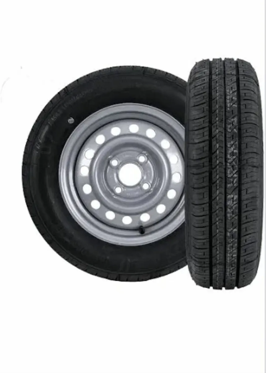 13in €78 Boat trailer 🛞  155x13 - Image 1