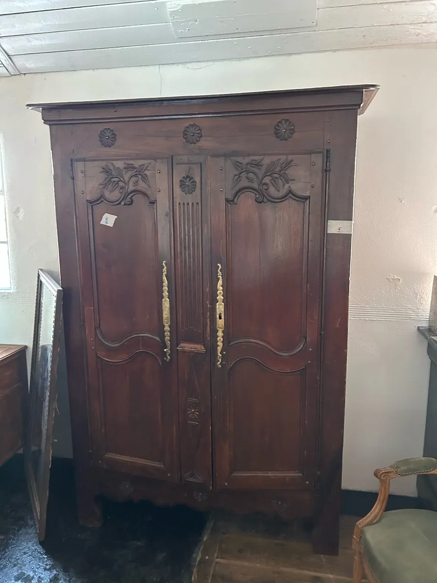 Antique French wardrobe - Image 2