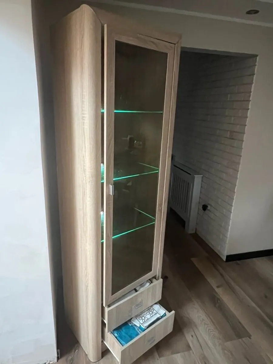 display cabinet - Image 1