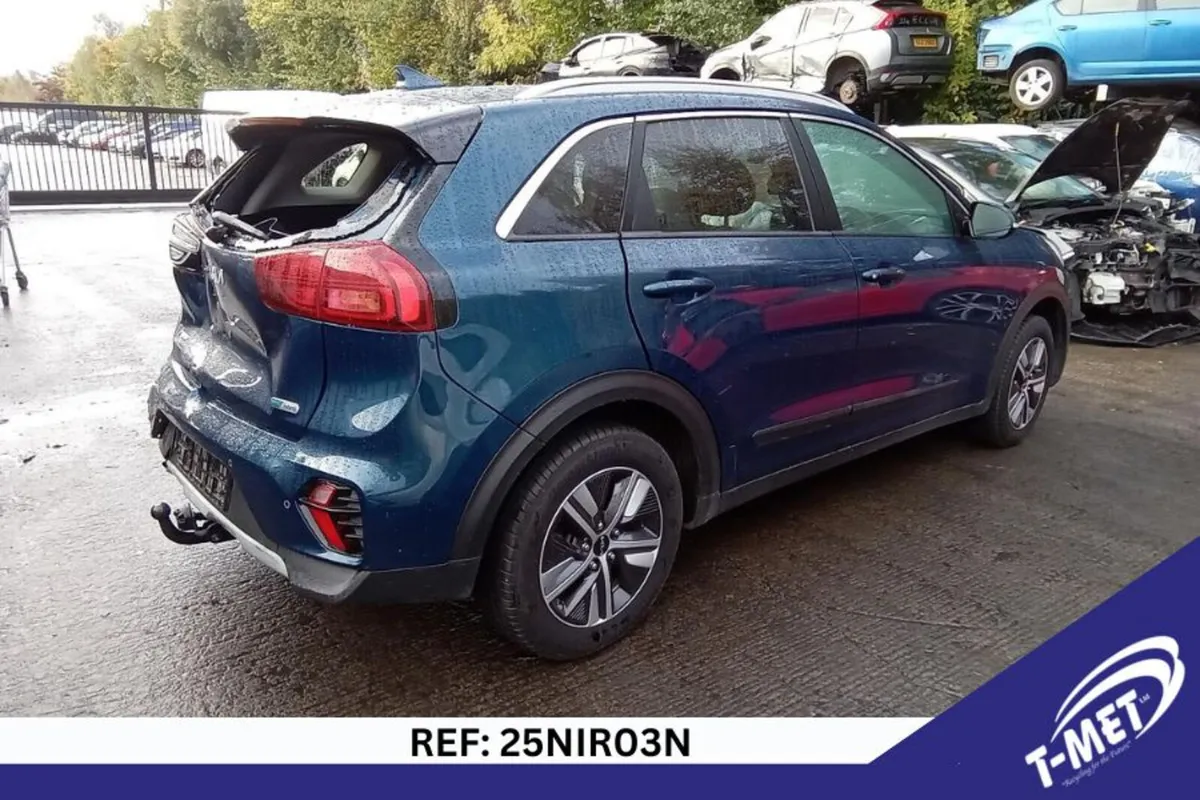 2022 KIA NIRO BREAKING FOR PARTS - Image 4